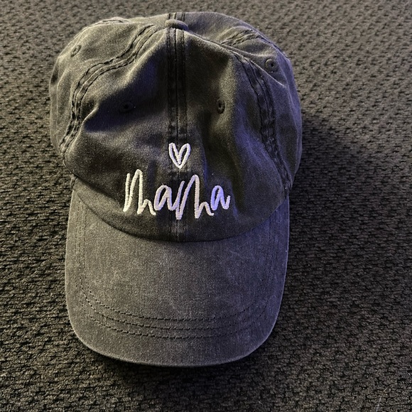 Accessories - Mama hat